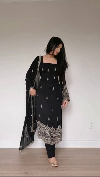 ISRL Enterprise Georgette Kurta Pant Dupatta Set