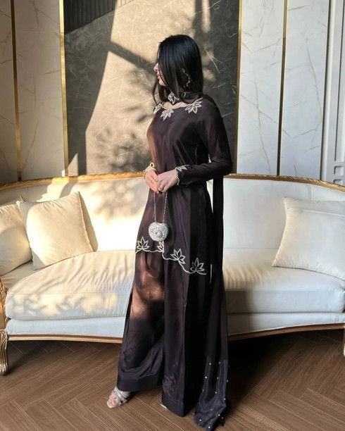ISRL Enterprise Solid, Embellished Kurta, Salwar & Dupatta Set