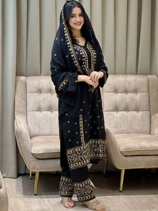ISRL Enterprise Embroidered Thread Work Kurta with Trousers & Dupatta